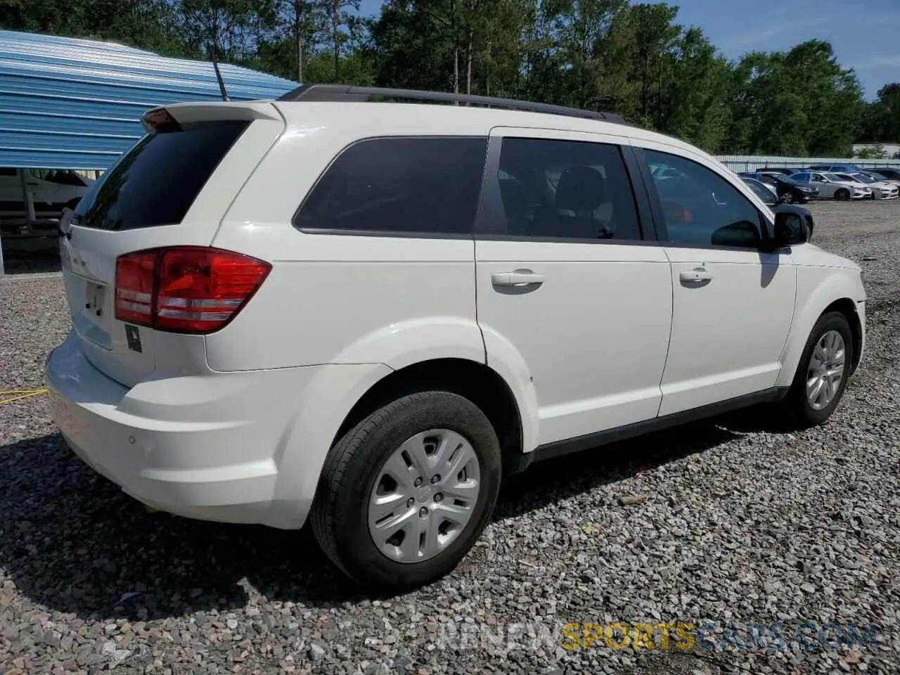3 Photograph of a damaged car 3C4PDCAB3LT262784 DODGE JOURNEY 2020