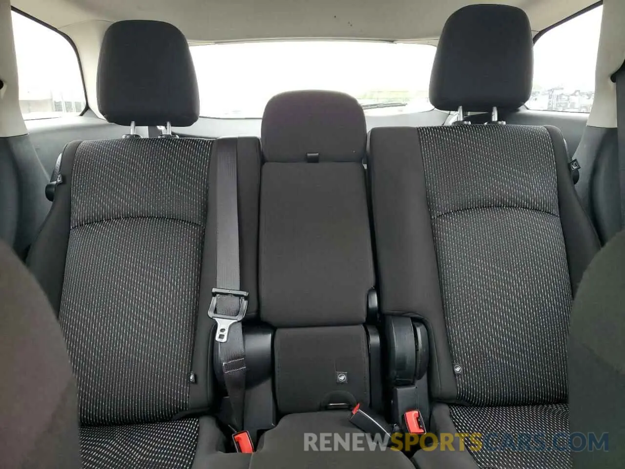 10 Photograph of a damaged car 3C4PDCAB3LT274708 DODGE JOURNEY 2020