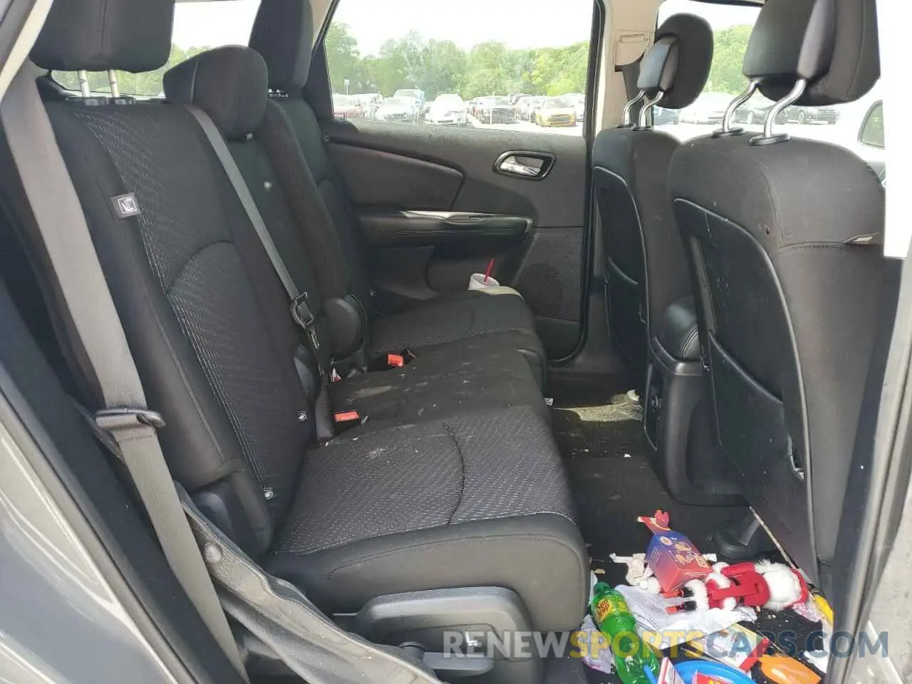 11 Photograph of a damaged car 3C4PDCAB4LT260235 DODGE JOURNEY 2020