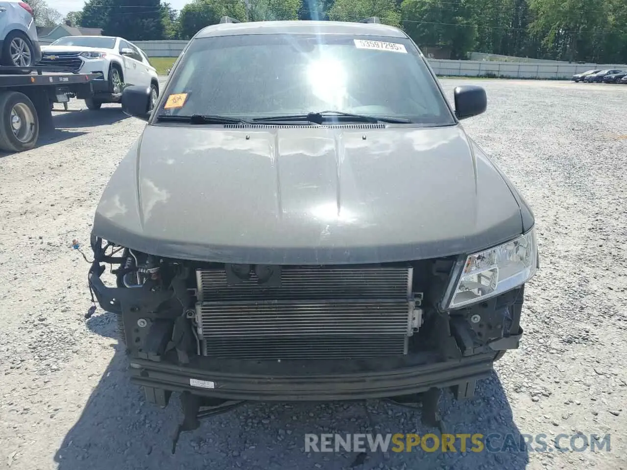5 Photograph of a damaged car 3C4PDCAB4LT260235 DODGE JOURNEY 2020