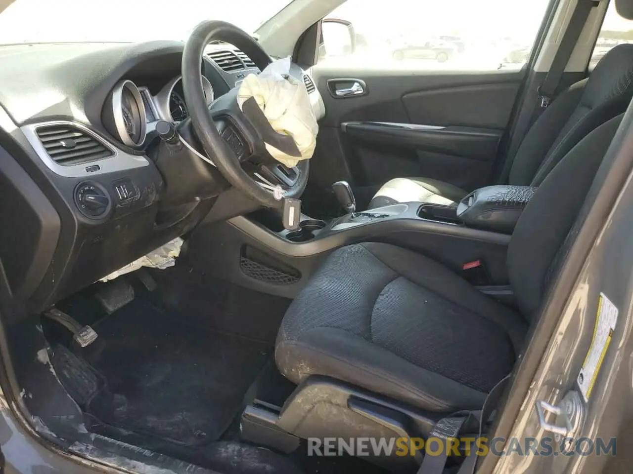 7 Фотография поврежденного автомобиля 3C4PDCAB4LT266116 DODGE JOURNEY 2020