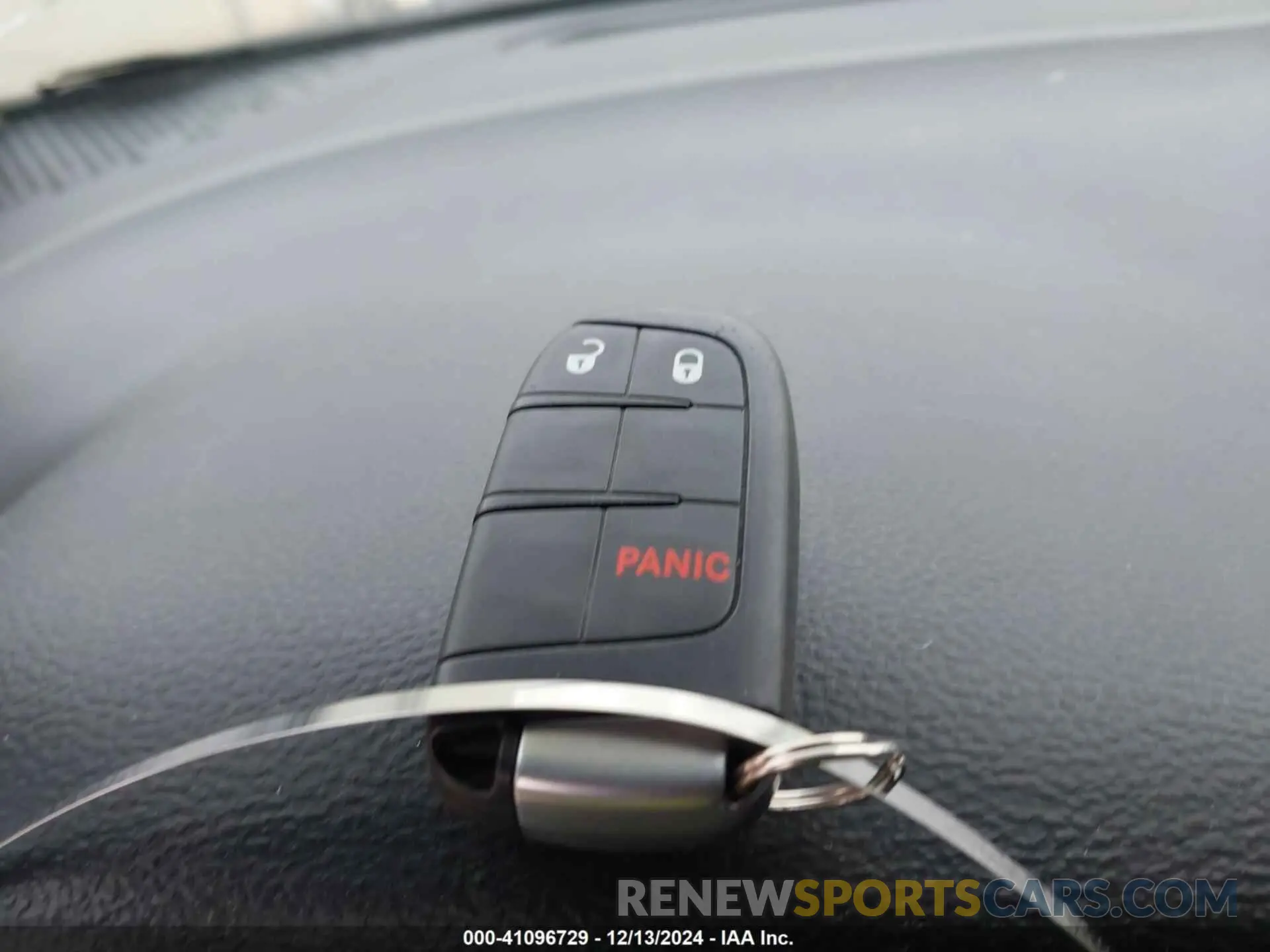 11 Photograph of a damaged car 3C4PDCAB4LT276404 DODGE JOURNEY 2020