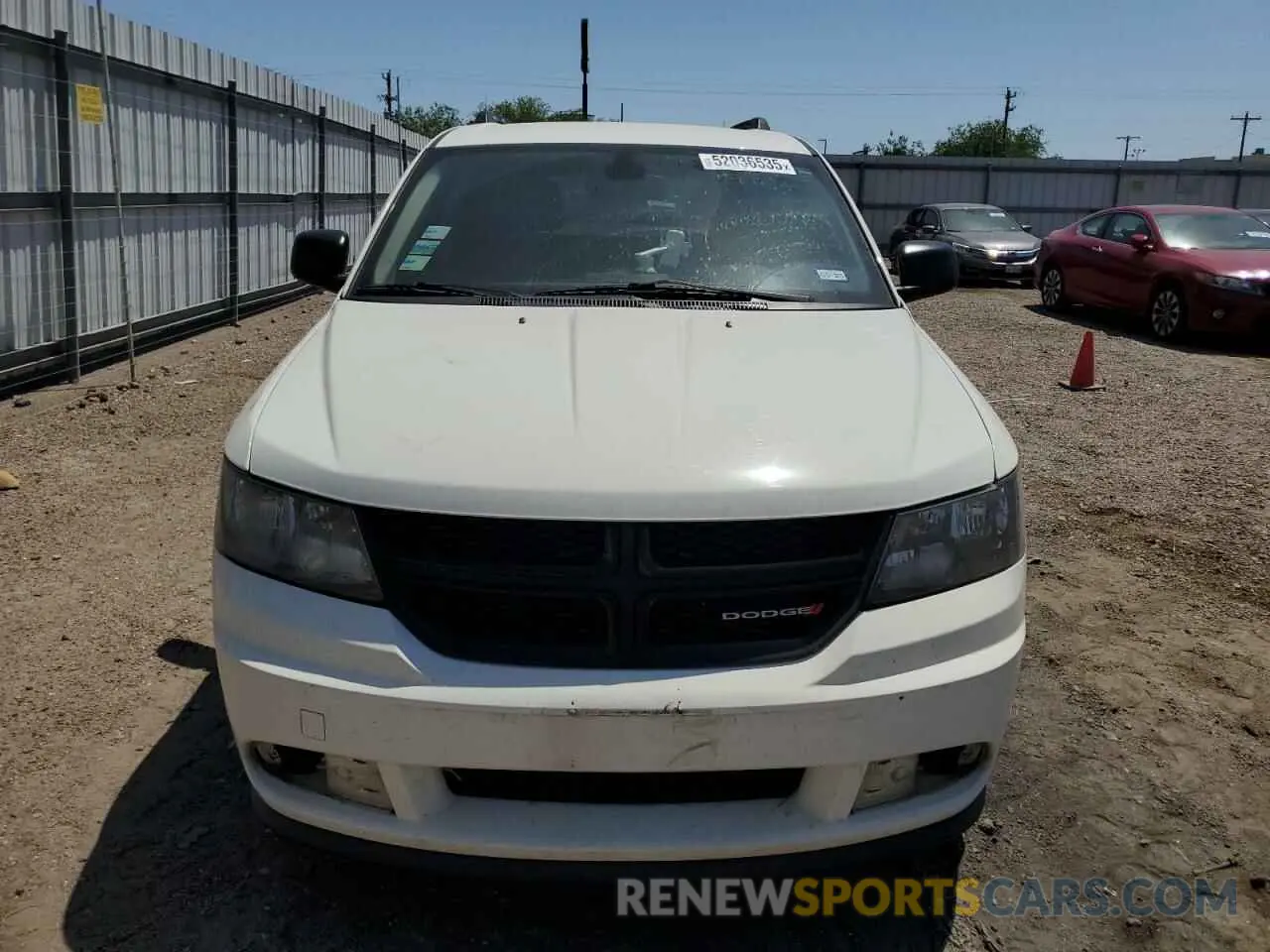 5 Photograph of a damaged car 3C4PDCAB5LT232511 DODGE JOURNEY 2020