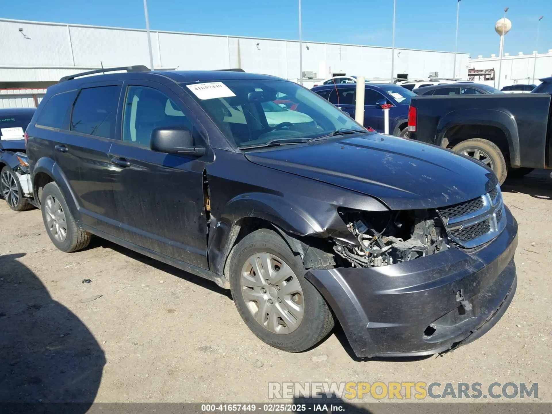 1 Photograph of a damaged car 3C4PDCAB6LT183030 DODGE JOURNEY 2020