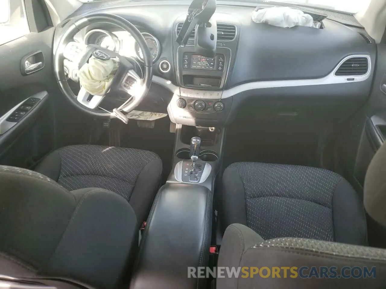 8 Фотография поврежденного автомобиля 3C4PDCAB6LT259264 DODGE JOURNEY 2020