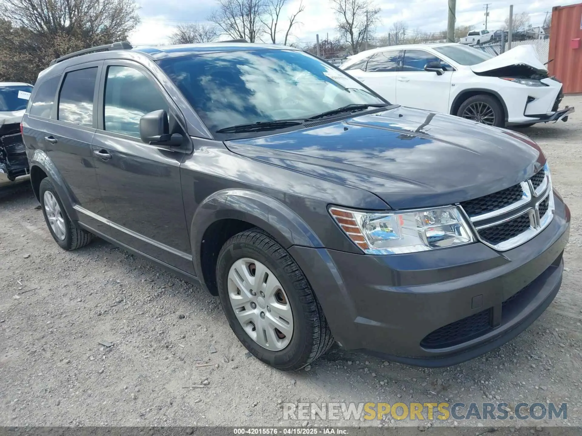 1 Photograph of a damaged car 3C4PDCAB6LT280065 DODGE JOURNEY 2020