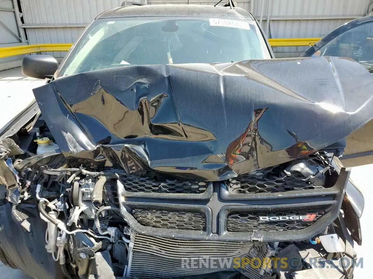 12 Photograph of a damaged car 3C4PDCAB7LT181268 DODGE JOURNEY 2020