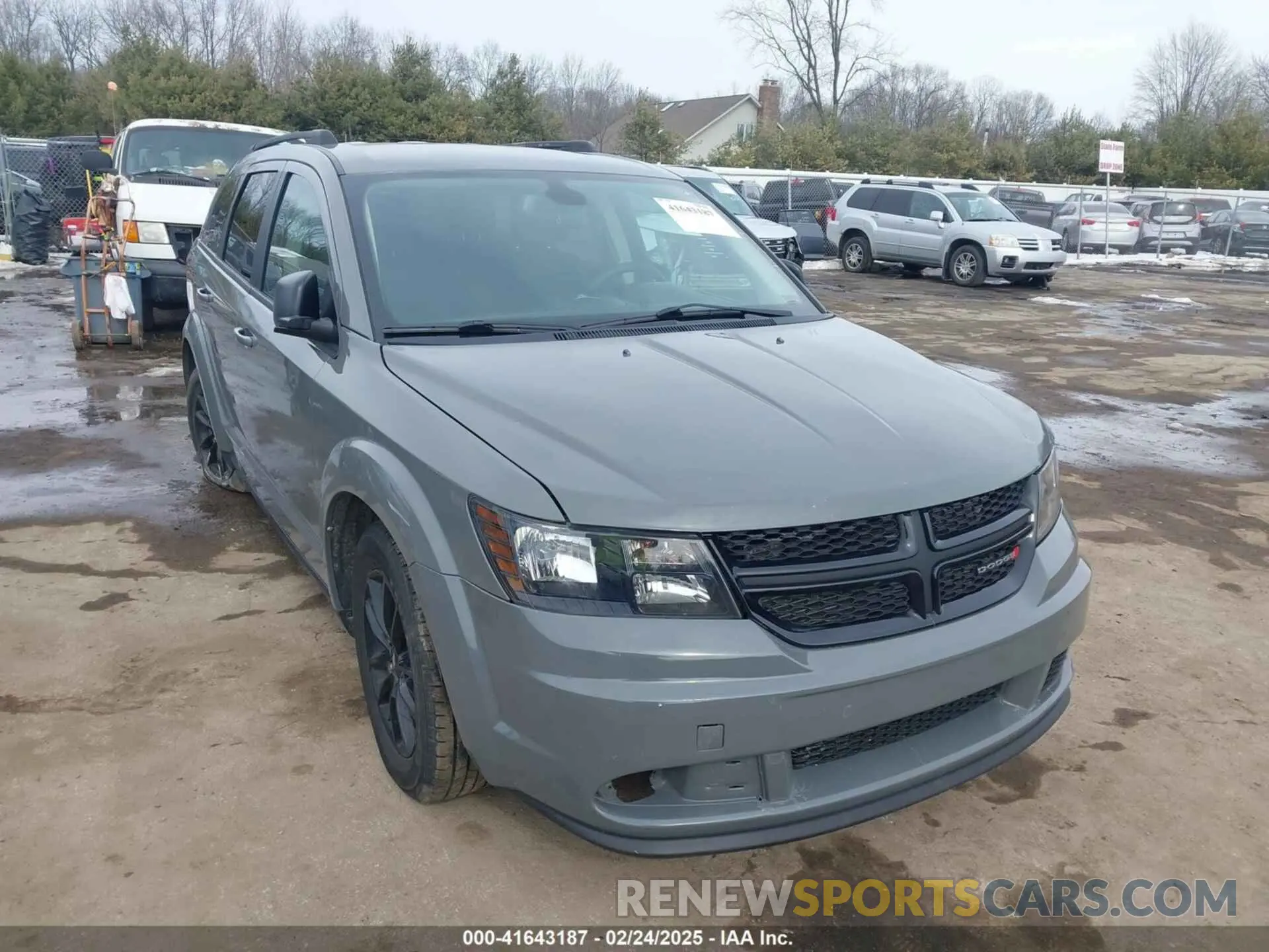 1 Photograph of a damaged car 3C4PDCAB7LT201714 DODGE JOURNEY 2020