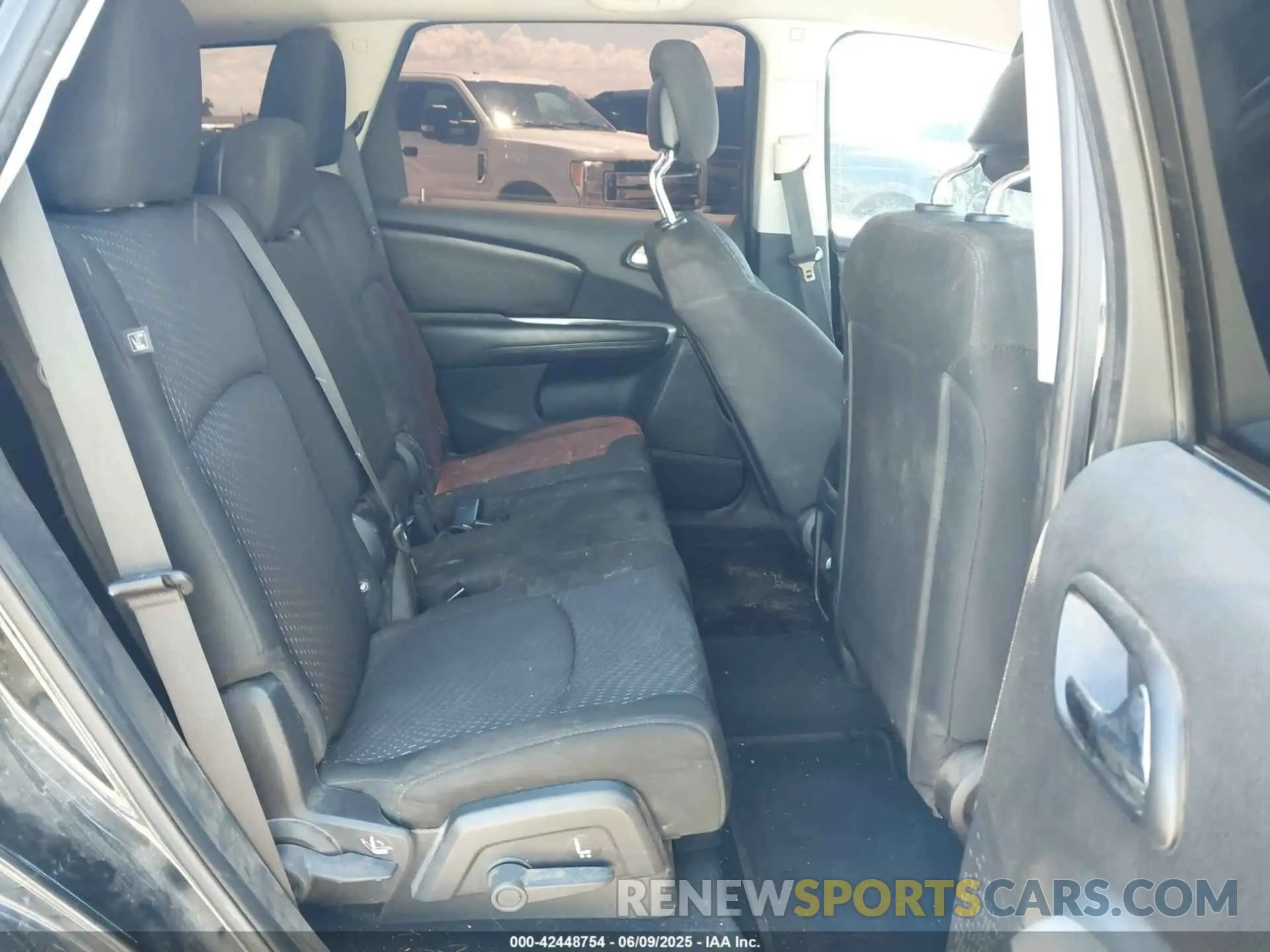 8 Фотография поврежденного автомобиля 3C4PDCAB8LT207294 DODGE JOURNEY 2020