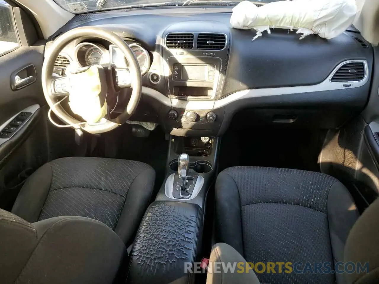 8 Фотография поврежденного автомобиля 3C4PDCAB8LT268130 DODGE JOURNEY 2020