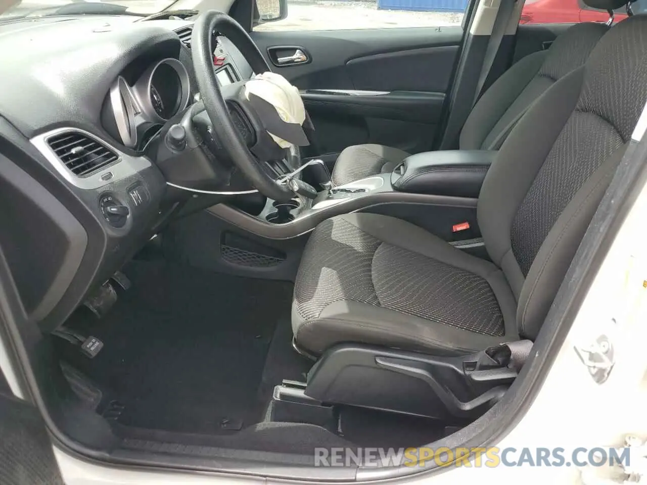 7 Фотография поврежденного автомобиля 3C4PDCAB9LT207434 DODGE JOURNEY 2020