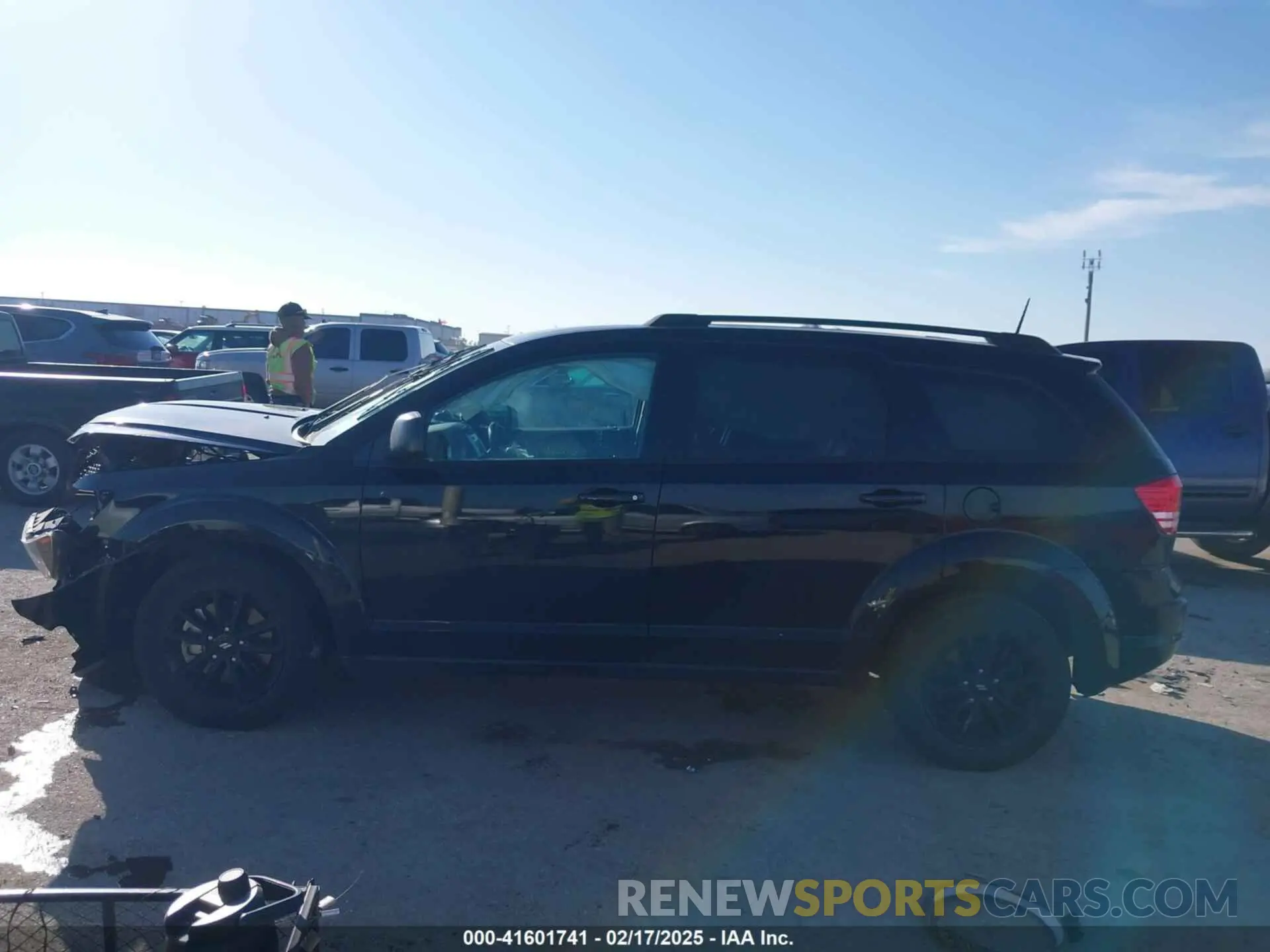 14 Фотография поврежденного автомобиля 3C4PDCAB9LT250865 DODGE JOURNEY 2020