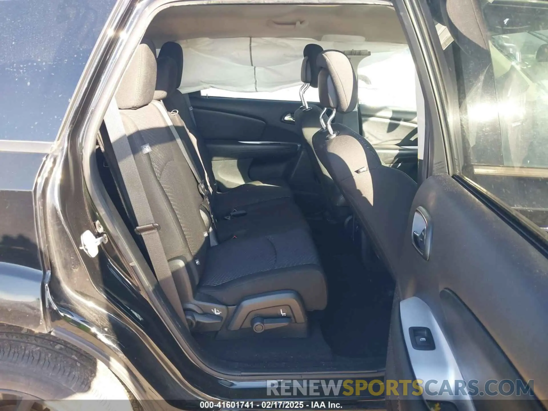8 Фотография поврежденного автомобиля 3C4PDCAB9LT250865 DODGE JOURNEY 2020