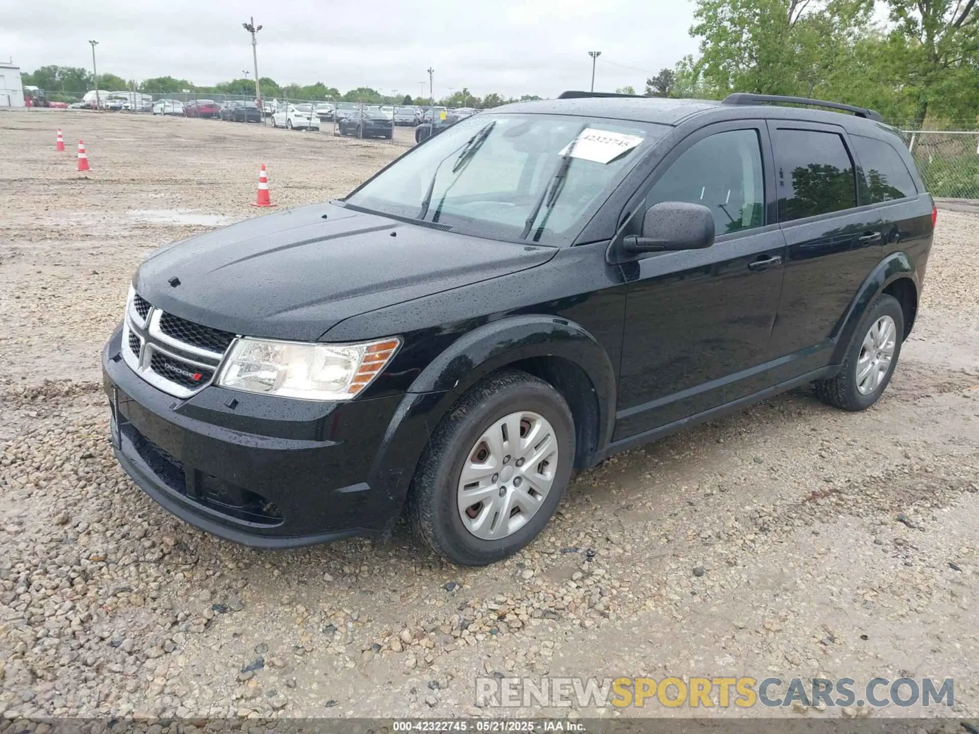 2 Photograph of a damaged car 3C4PDCAB9LT254446 DODGE JOURNEY 2020