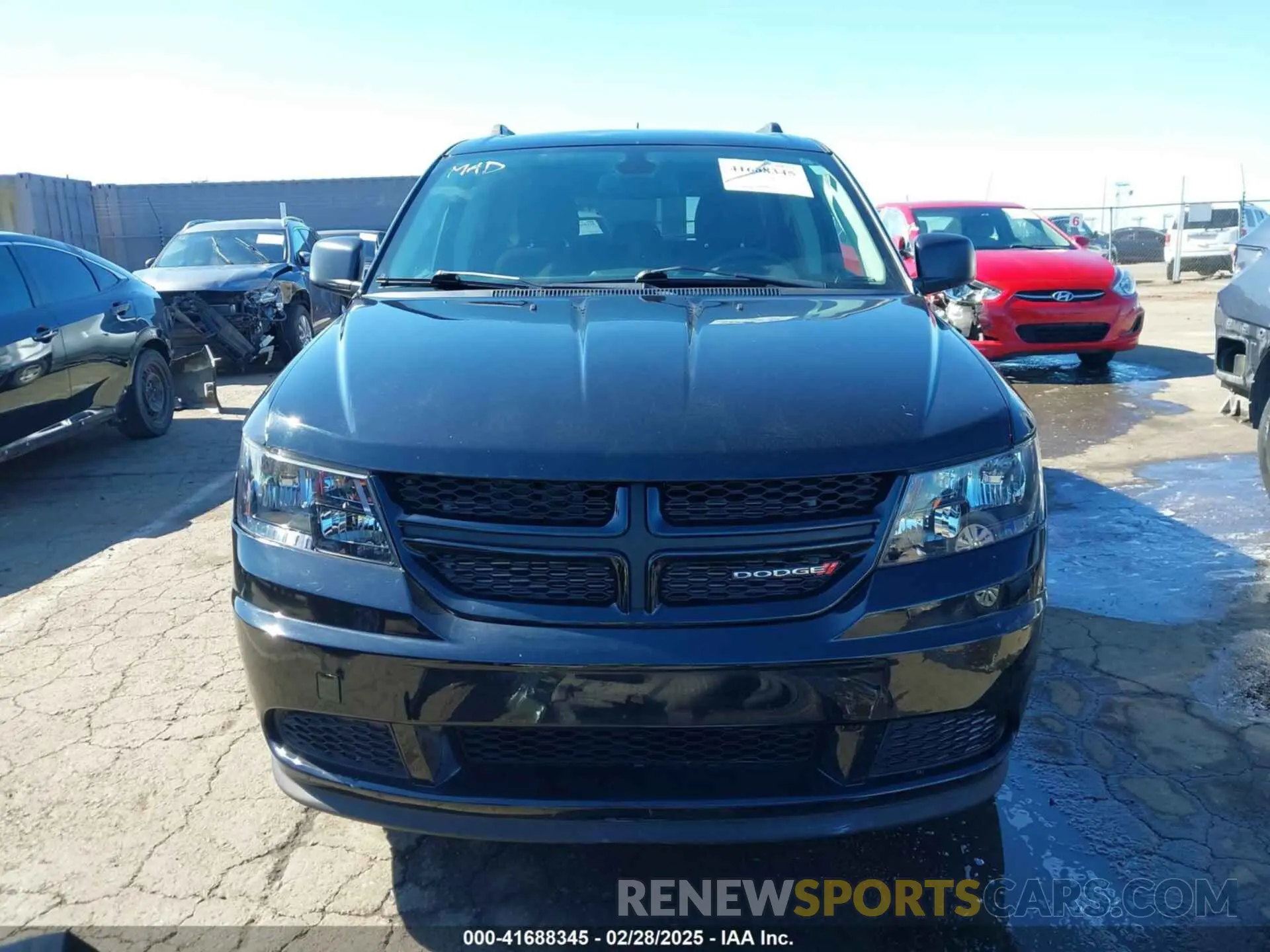 13 Photograph of a damaged car 3C4PDCAB9LT261820 DODGE JOURNEY 2020