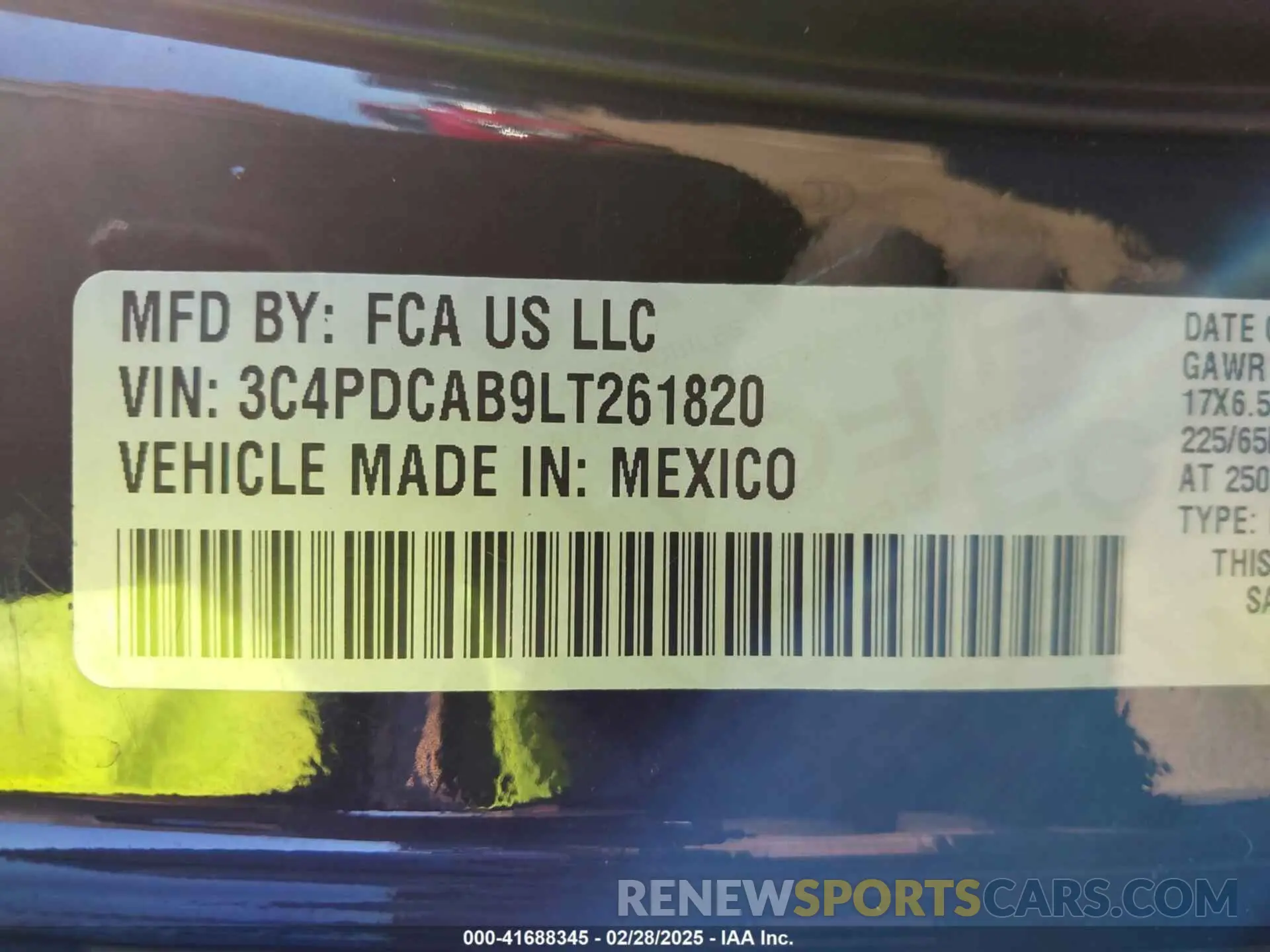 9 Photograph of a damaged car 3C4PDCAB9LT261820 DODGE JOURNEY 2020