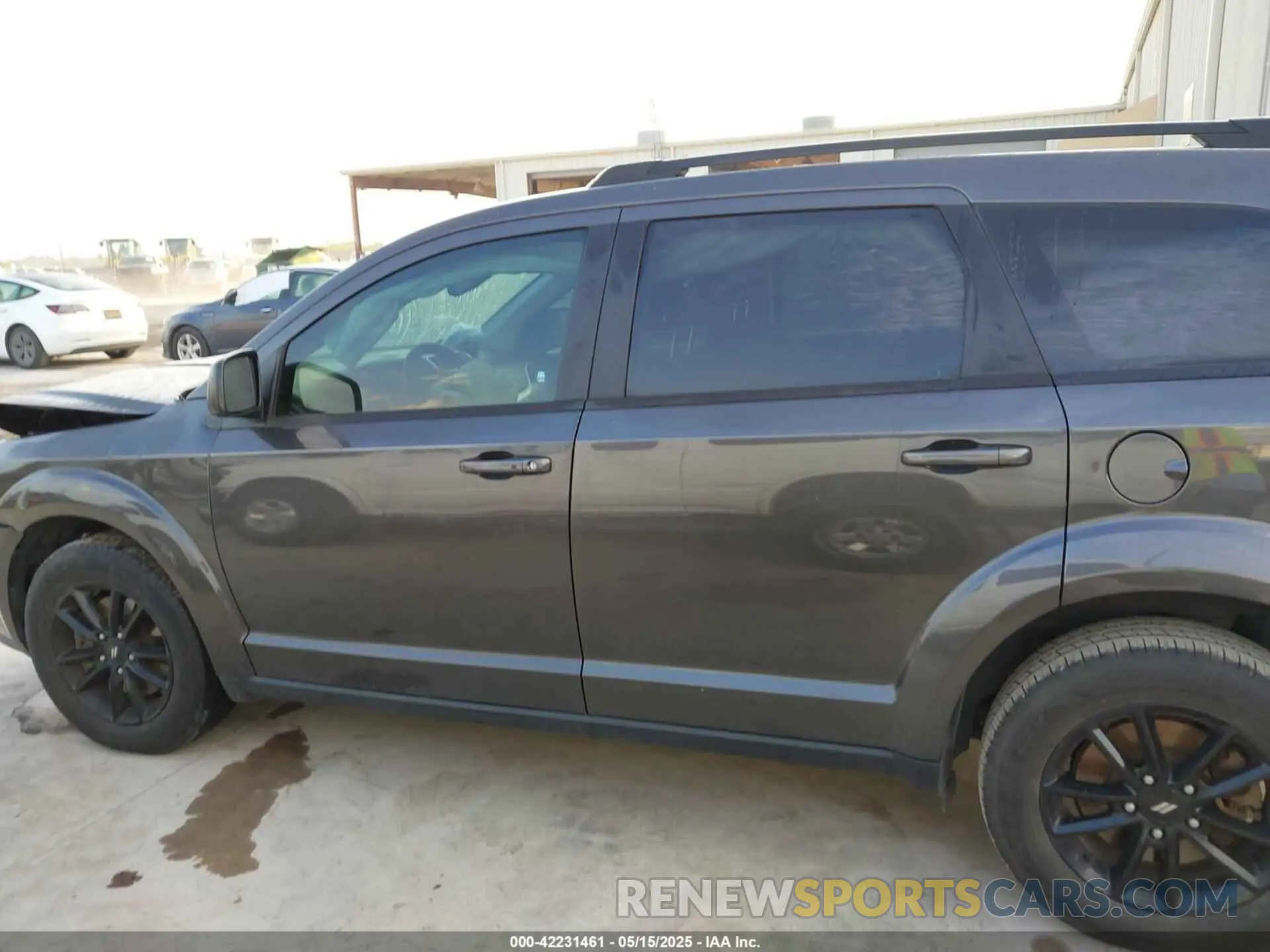 14 Photograph of a damaged car 3C4PDCAB9LT264426 DODGE JOURNEY 2020