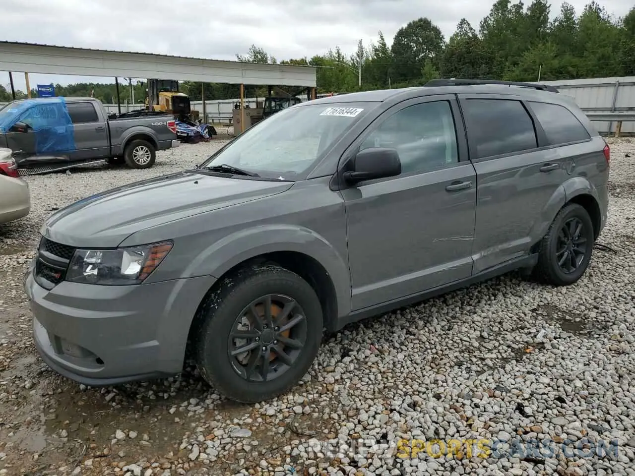 1 Photograph of a damaged car 3C4PDCAB9LT276902 DODGE JOURNEY 2020