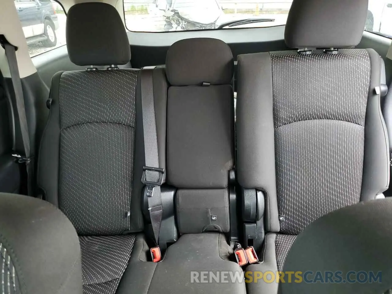 10 Photograph of a damaged car 3C4PDCAB9LT276902 DODGE JOURNEY 2020