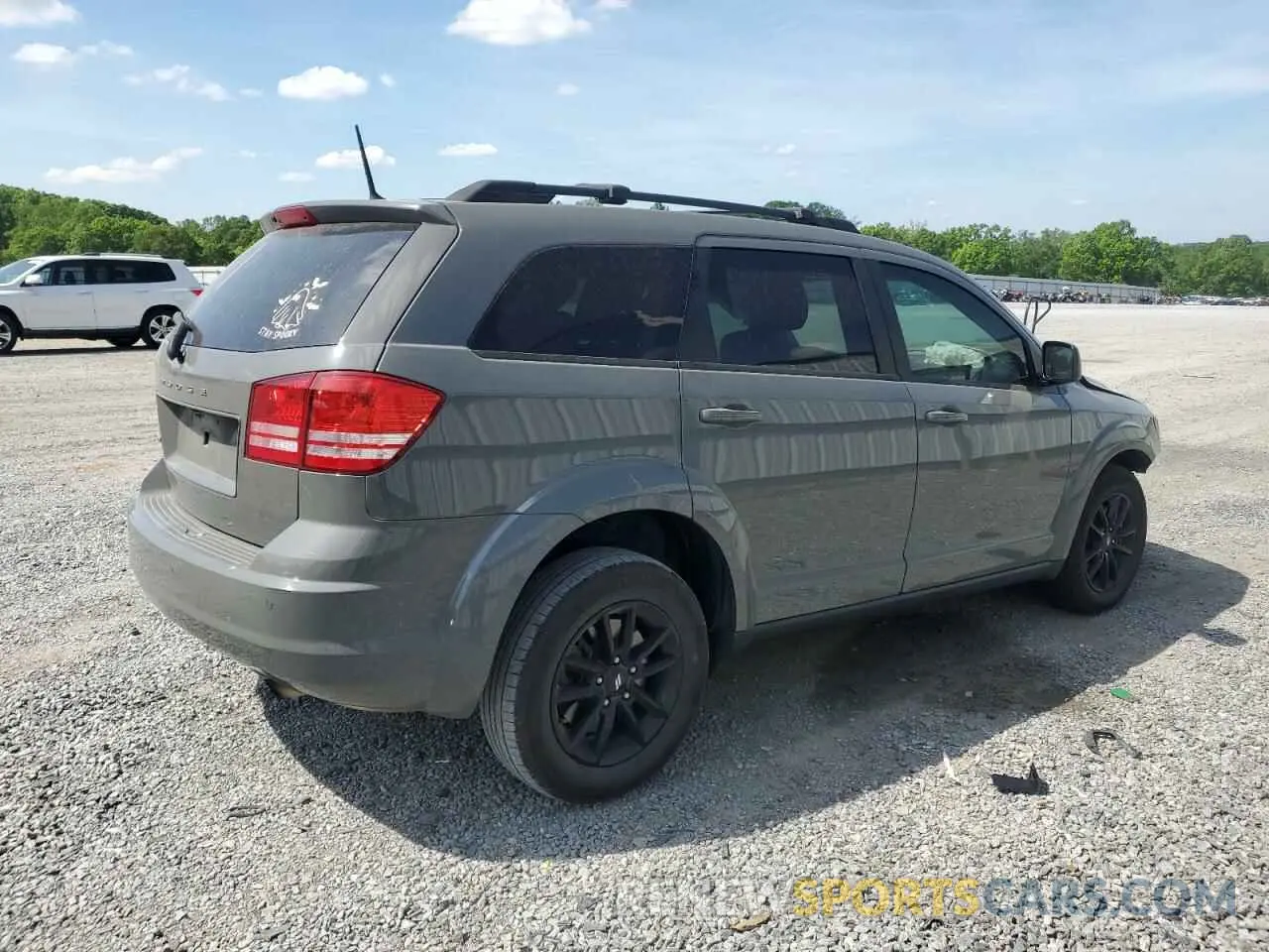 3 Photograph of a damaged car 3C4PDCABXLT260742 DODGE JOURNEY 2020