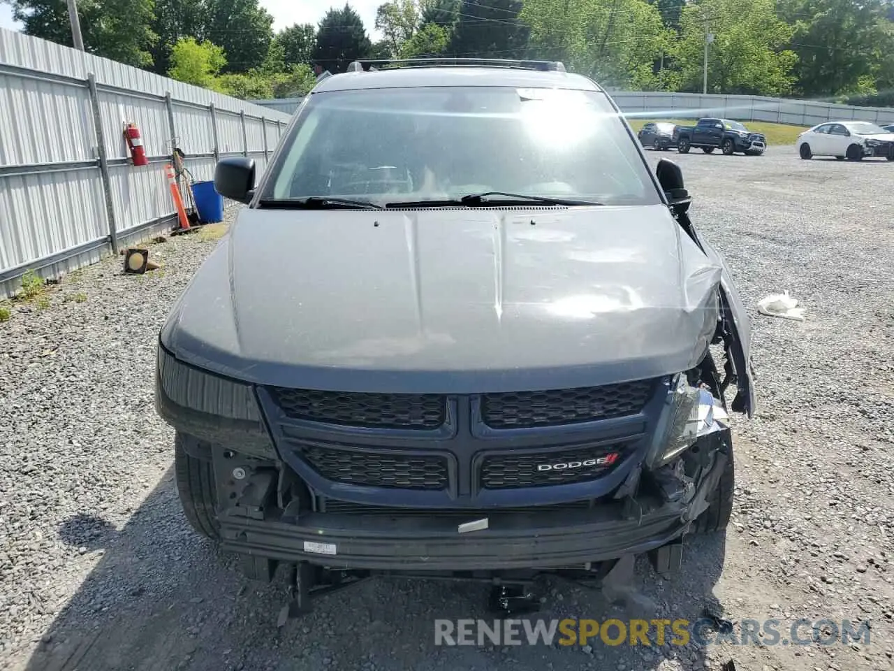 5 Photograph of a damaged car 3C4PDCABXLT260742 DODGE JOURNEY 2020