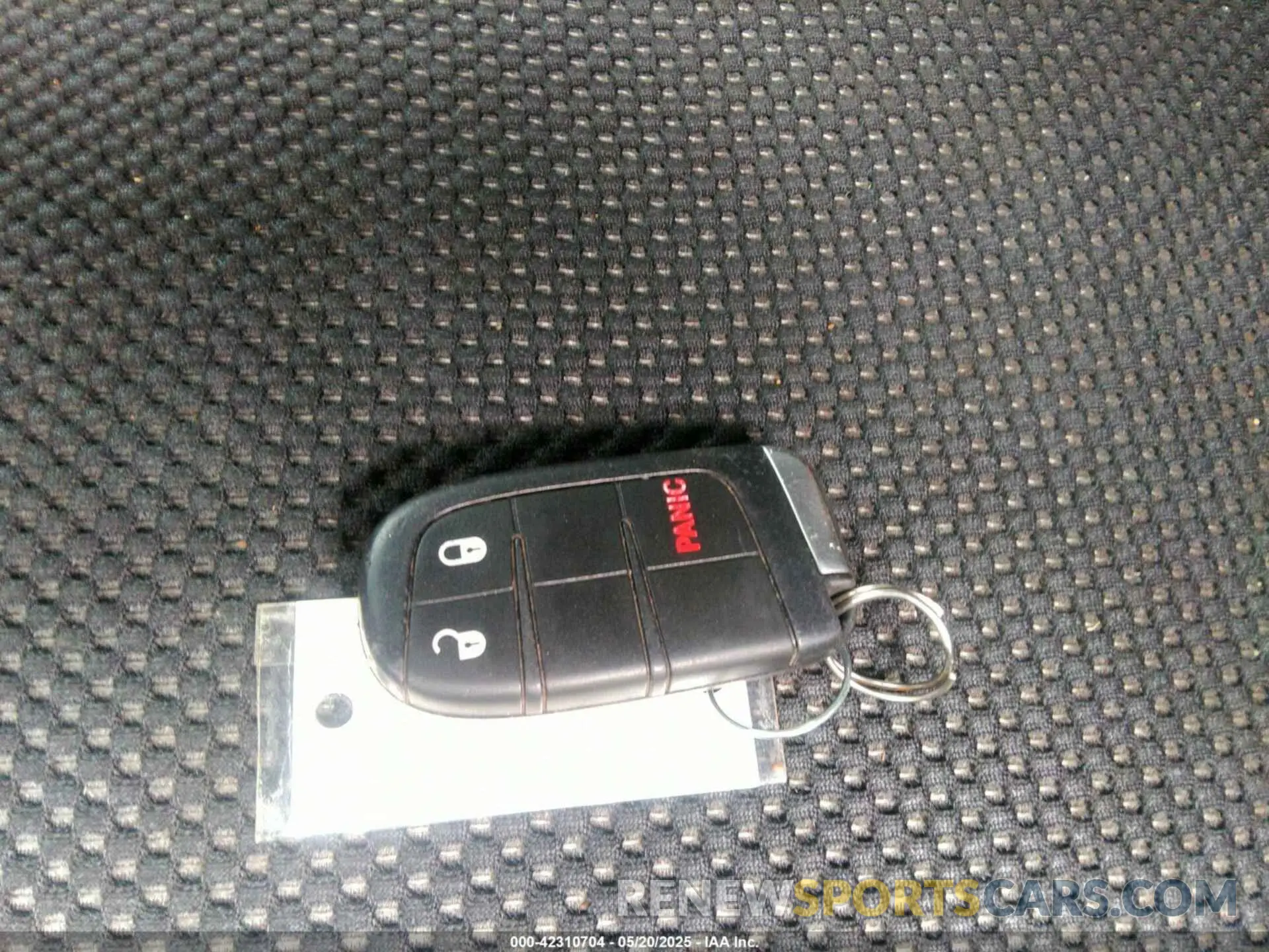 11 Photograph of a damaged car 3C4PDCGB3LT263523 DODGE JOURNEY 2020