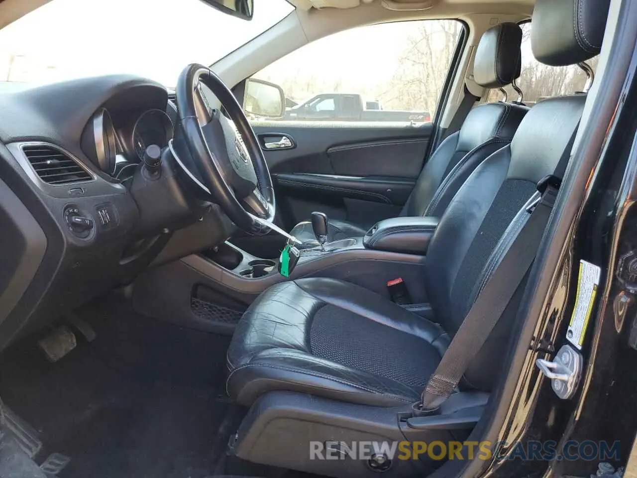 7 Фотография поврежденного автомобиля 3C4PDCGB3LT265689 DODGE JOURNEY 2020
