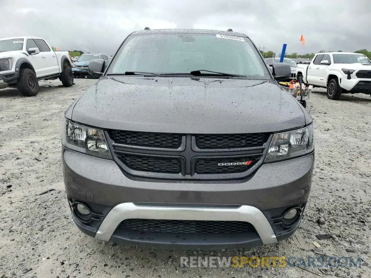 5 Photograph of a damaged car 3C4PDCGB4LT188282 DODGE JOURNEY 2020