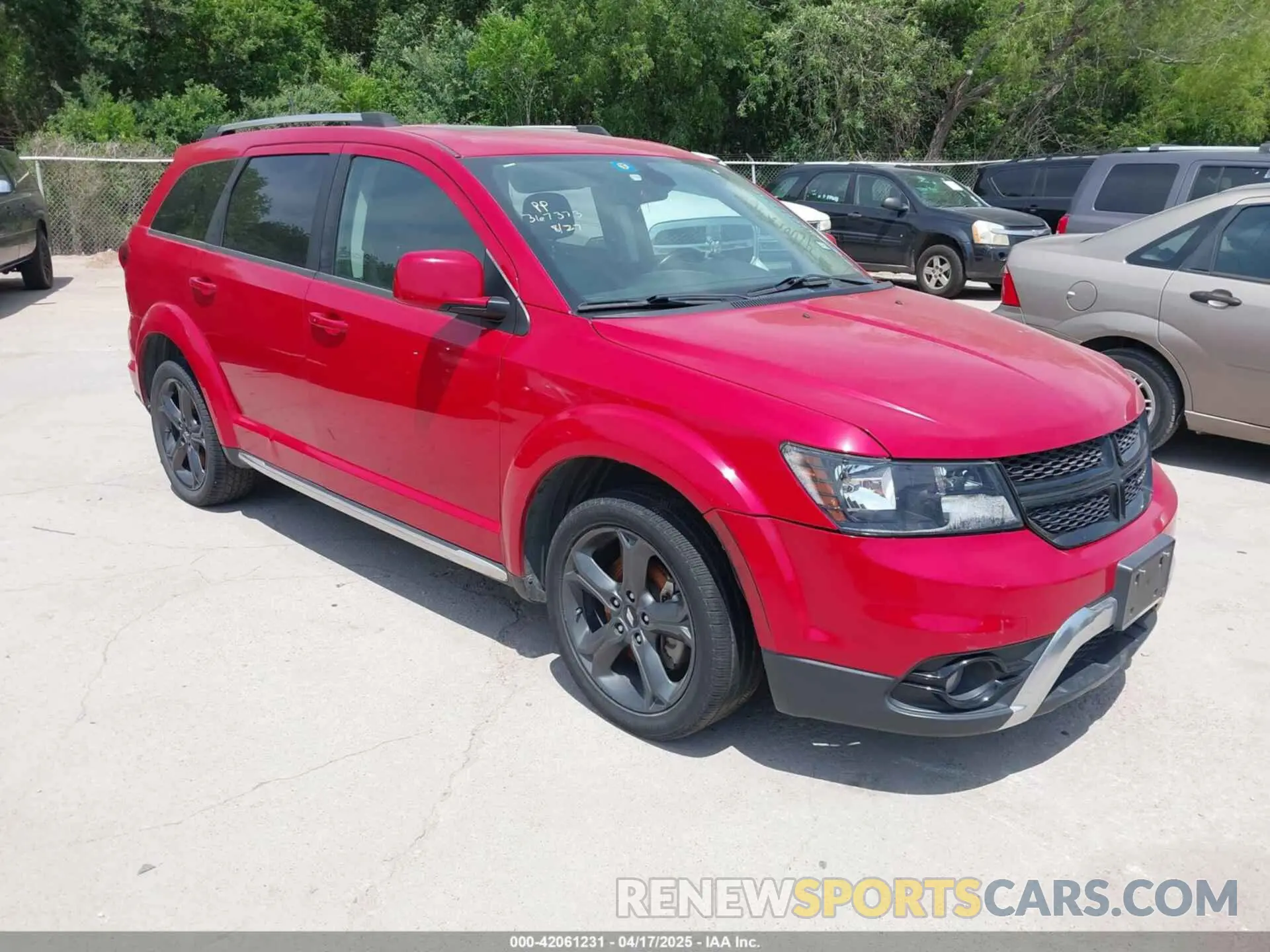 1 Фотография поврежденного автомобиля 3C4PDCGB4LT201158 DODGE JOURNEY 2020