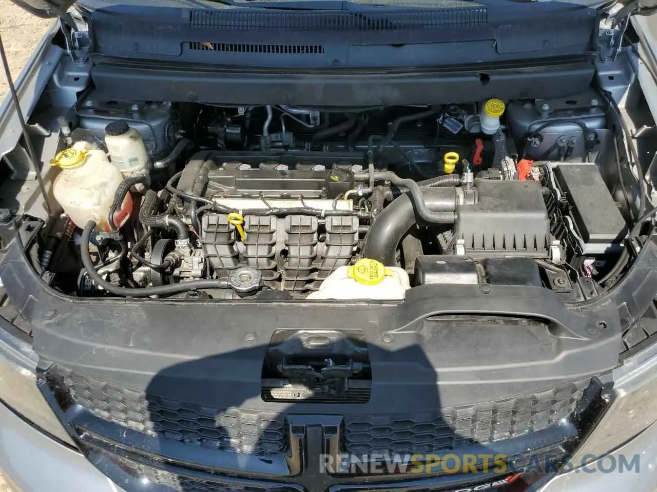 13 Photograph of a damaged car 3C4PDCGB4LT206232 DODGE JOURNEY 2020