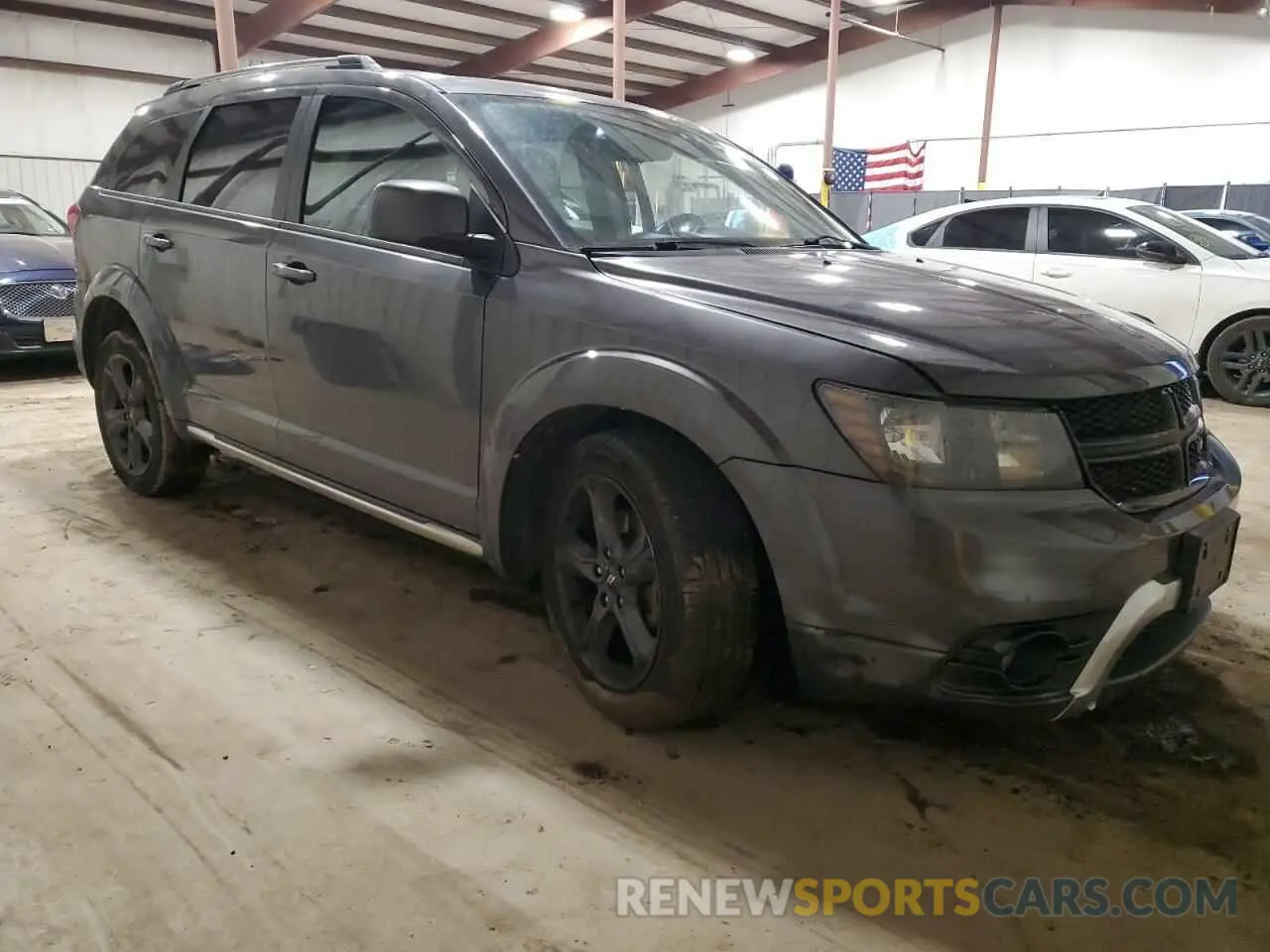 4 Photograph of a damaged car 3C4PDCGB5LT226019 DODGE JOURNEY 2020