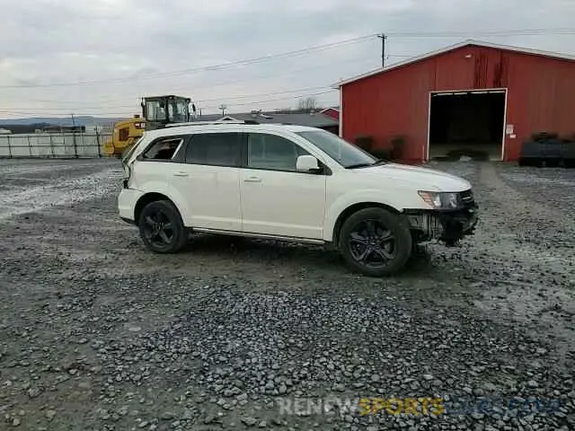 11 Photograph of a damaged car 3C4PDCGB6LT225753 DODGE JOURNEY 2020