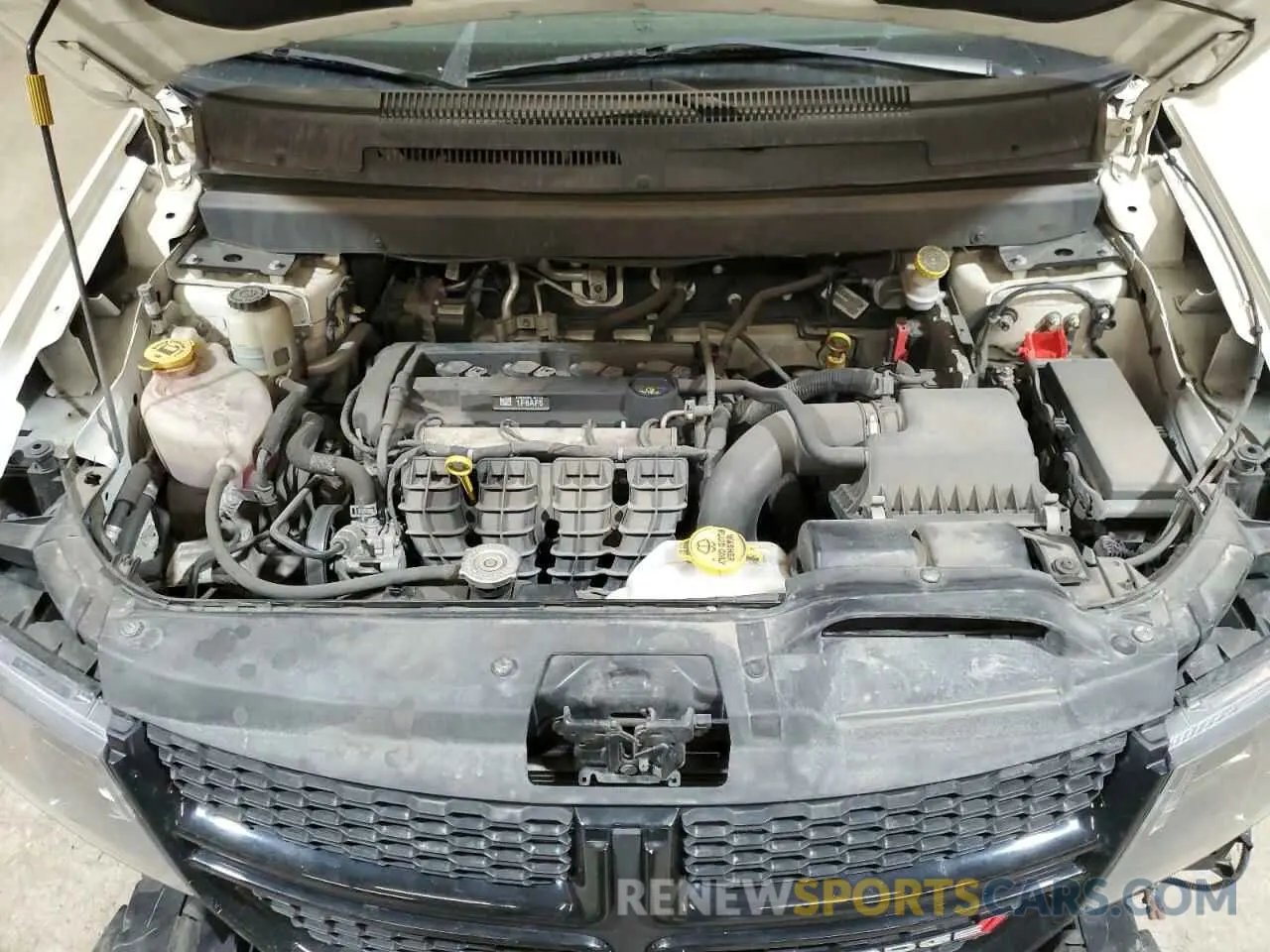 14 Photograph of a damaged car 3C4PDCGB6LT225753 DODGE JOURNEY 2020