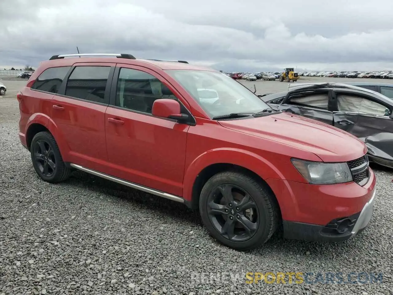 4 Photograph of a damaged car 3C4PDCGB7LT206421 DODGE JOURNEY 2020