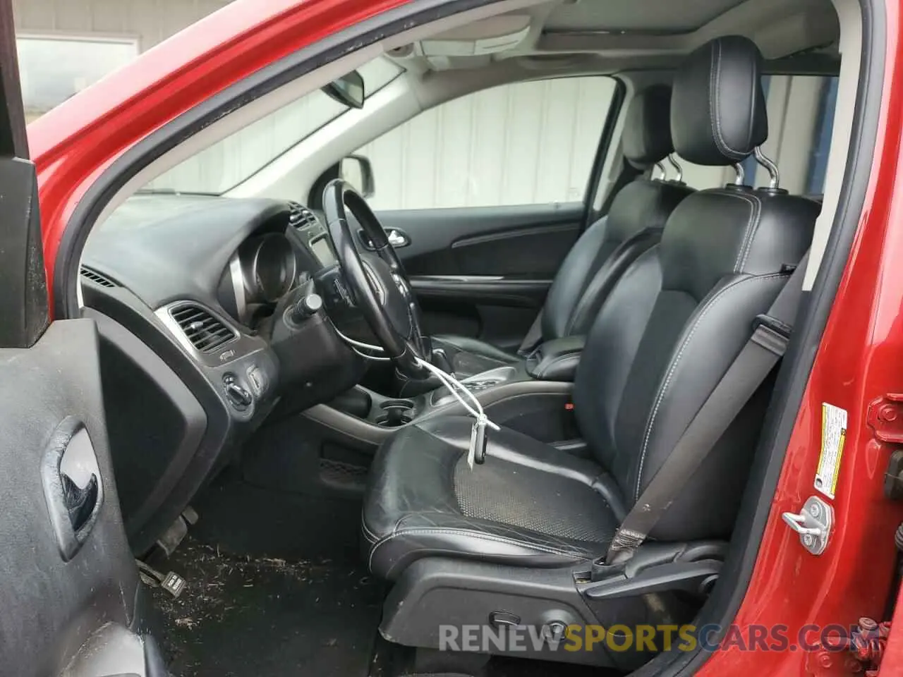 7 Photograph of a damaged car 3C4PDCGB7LT206421 DODGE JOURNEY 2020