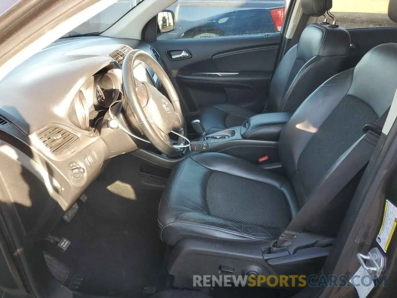 7 Фотография поврежденного автомобиля 3C4PDCGB7LT206516 DODGE JOURNEY 2020
