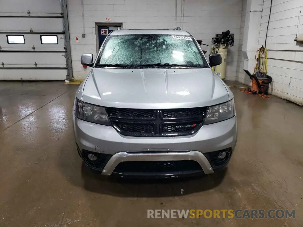 5 Photograph of a damaged car 3C4PDCGB8LT270239 DODGE JOURNEY 2020