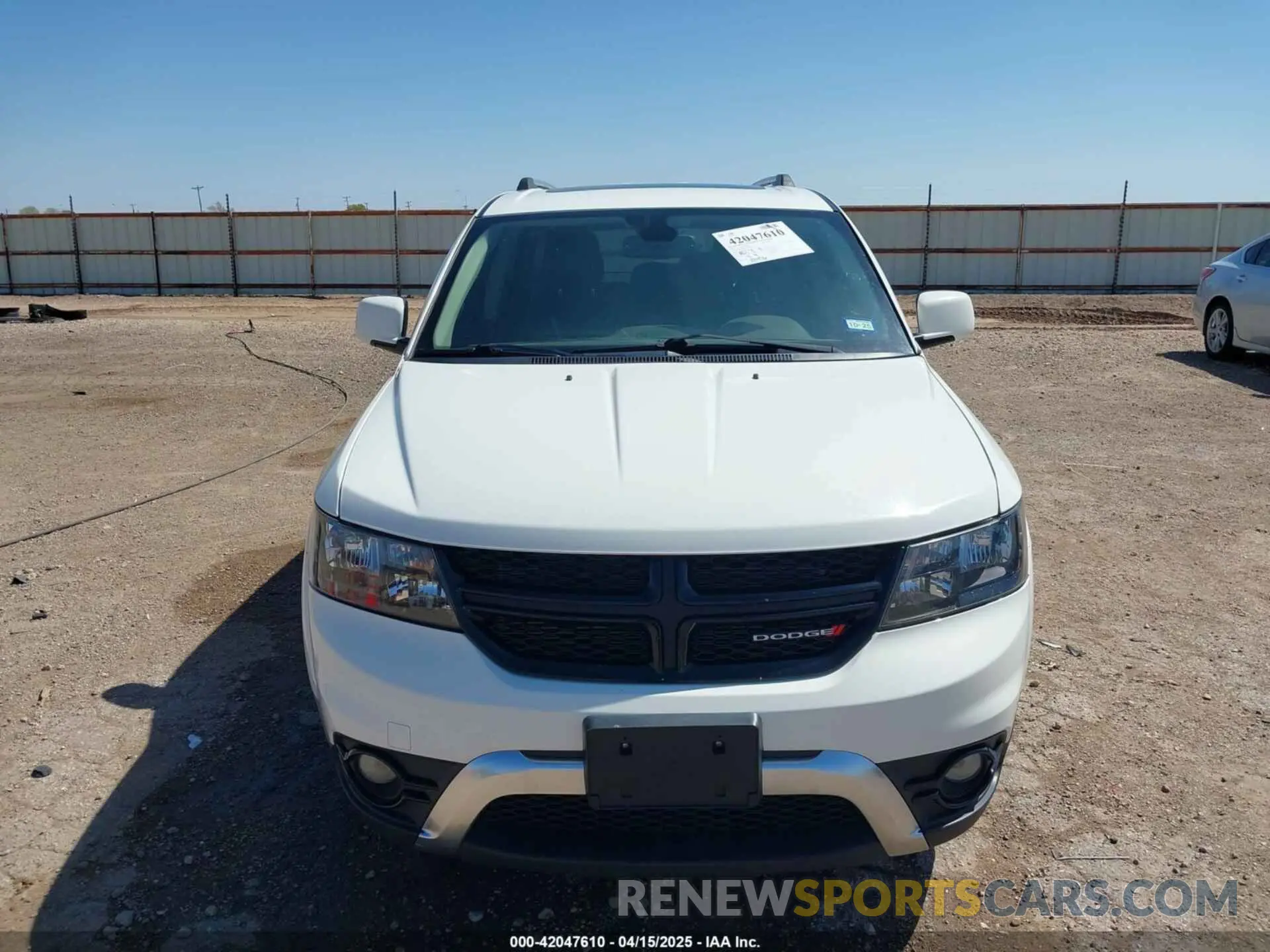 12 Photograph of a damaged car 3C4PDCGB9LT206615 DODGE JOURNEY 2020