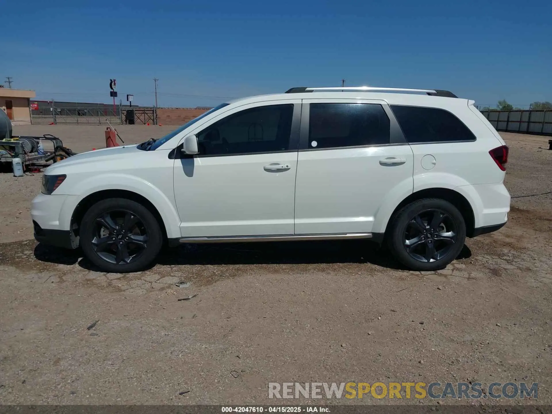 14 Photograph of a damaged car 3C4PDCGB9LT206615 DODGE JOURNEY 2020