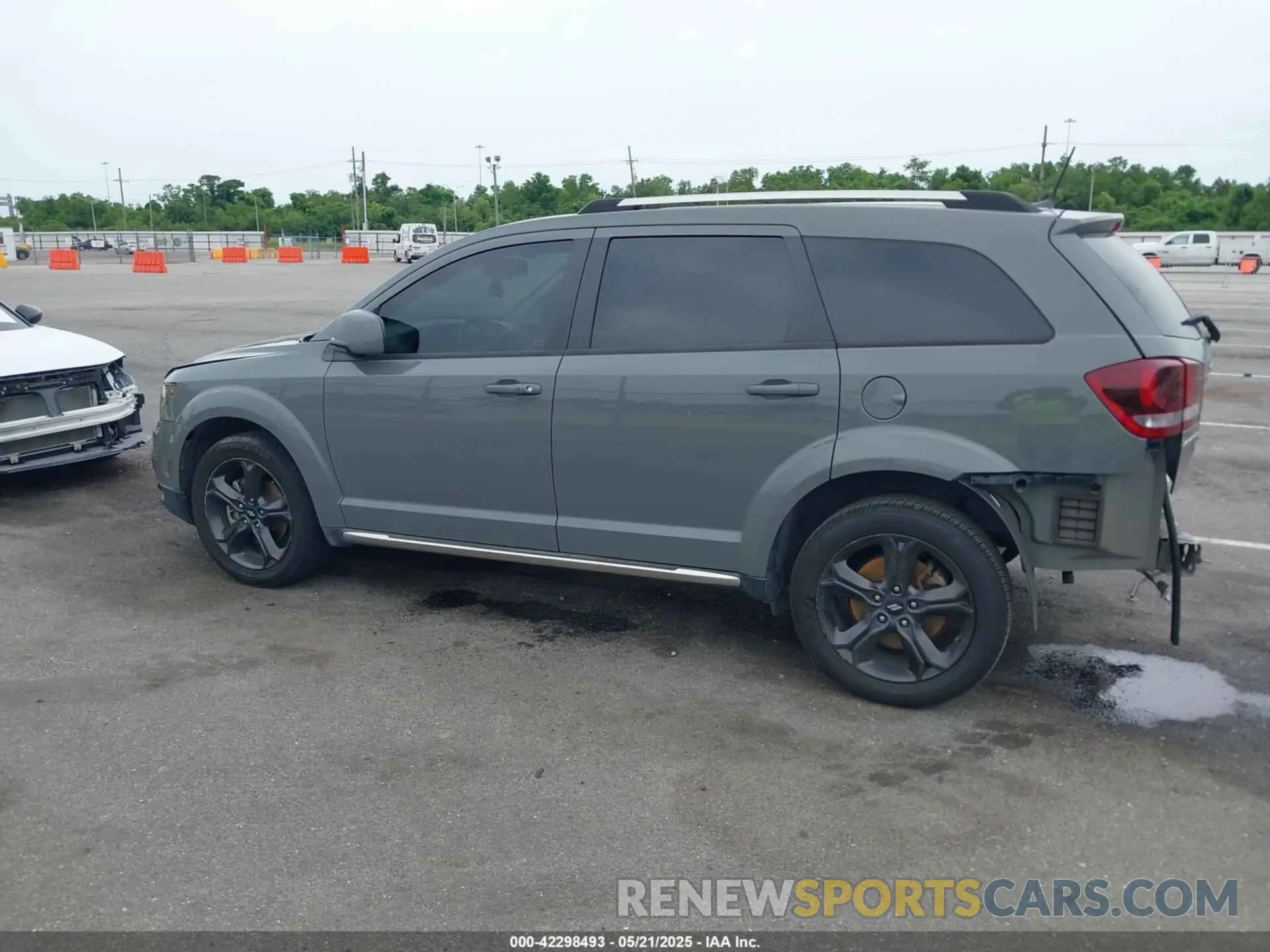 15 Photograph of a damaged car 3C4PDCGBOLT212660 DODGE JOURNEY 2020