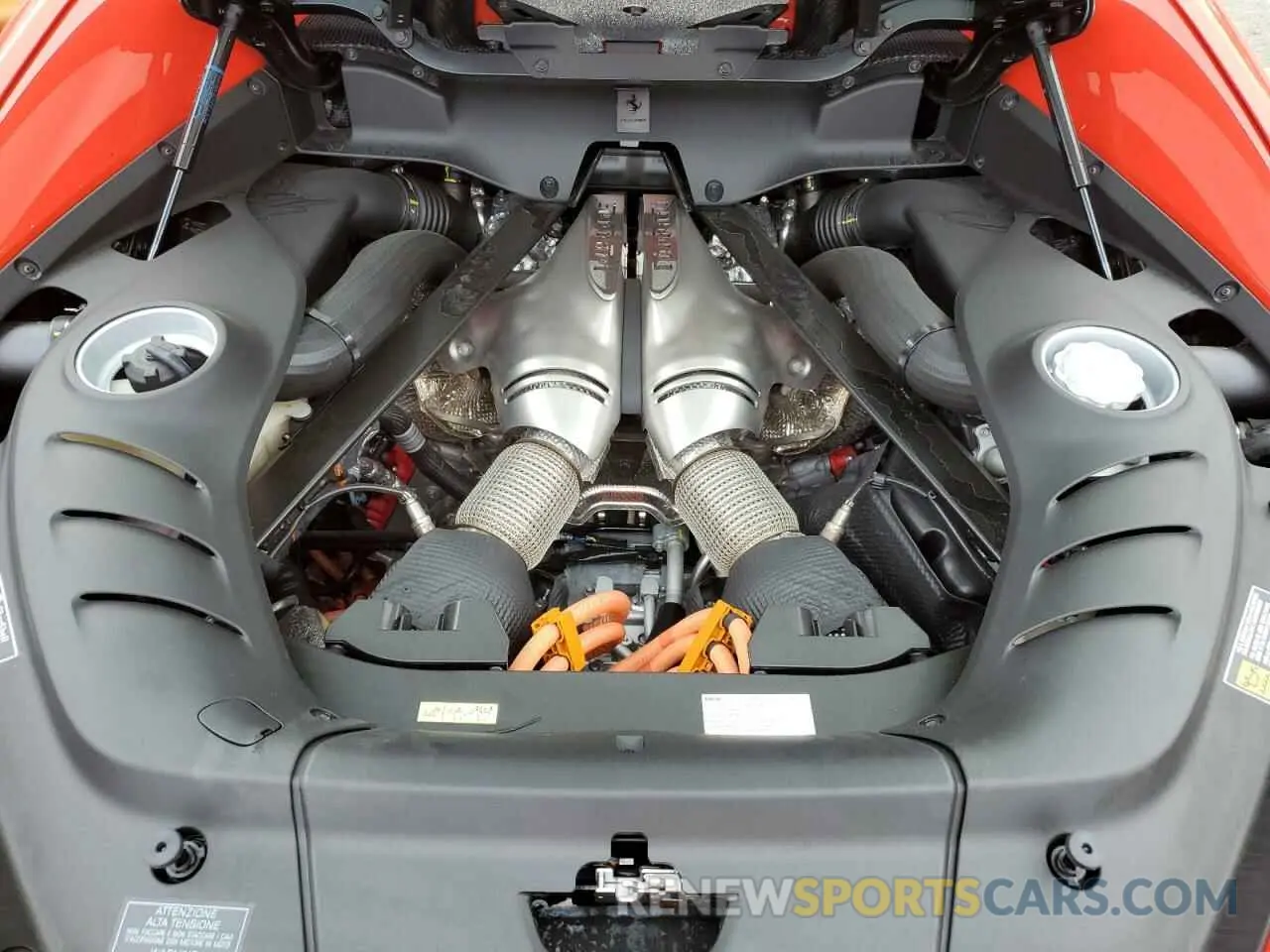 11 Фотография поврежденного автомобиля ZFF99SLA9R0310238 FERRARI 296GTB 2024
