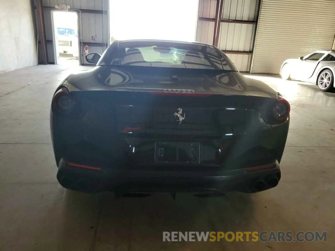 6 Photograph of a damaged car ZFF89FPA2K0239970 FERRARI ALL MODELS 2019