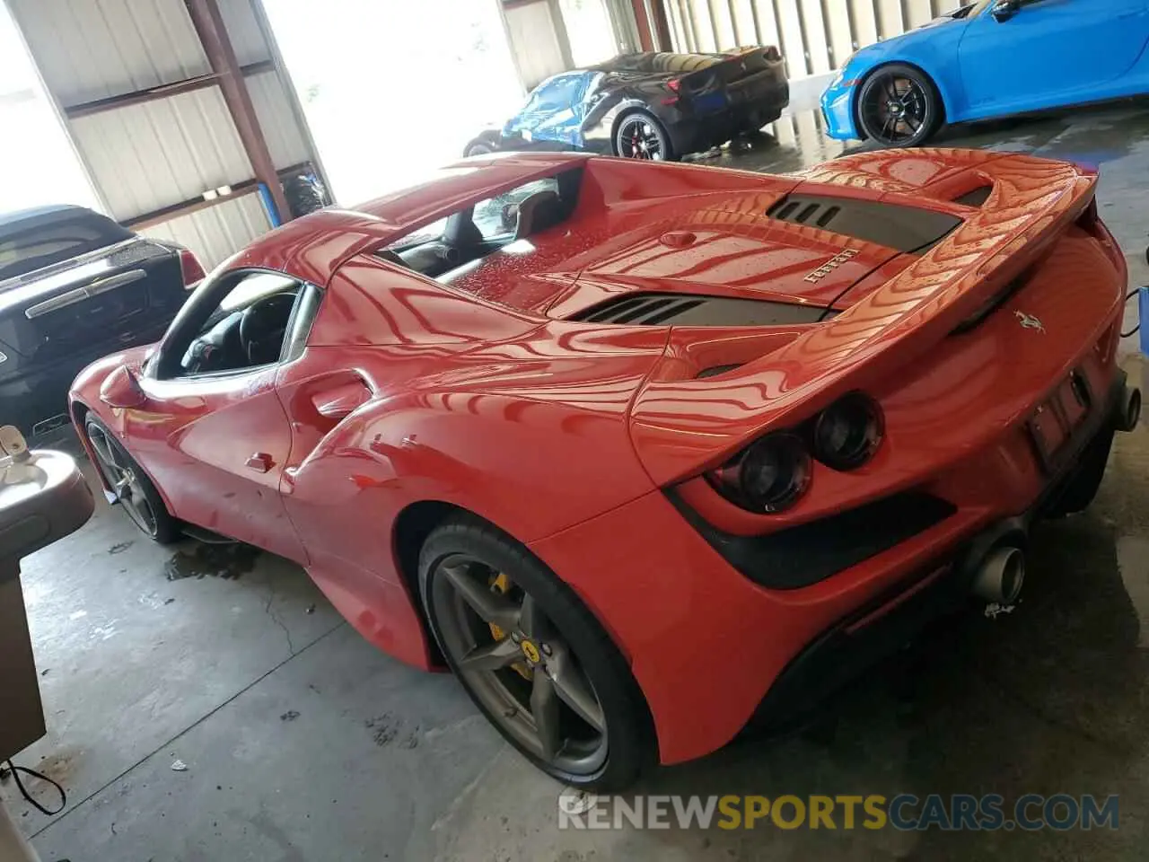 2 Photograph of a damaged car ZFF93LMA2M0264413 FERRARI ALL MODELS 2021