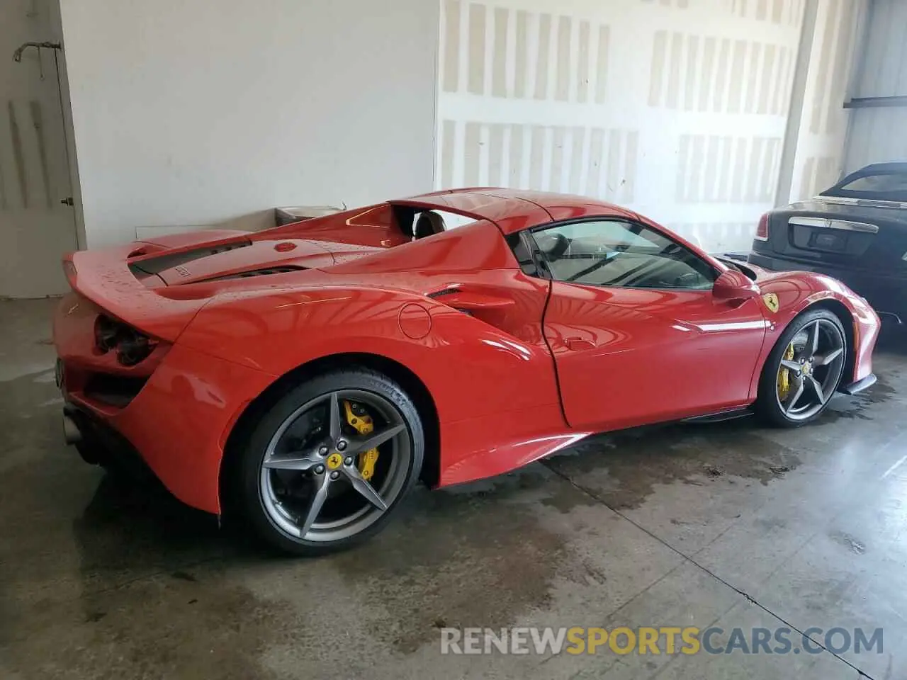 3 Photograph of a damaged car ZFF93LMA2M0264413 FERRARI ALL MODELS 2021