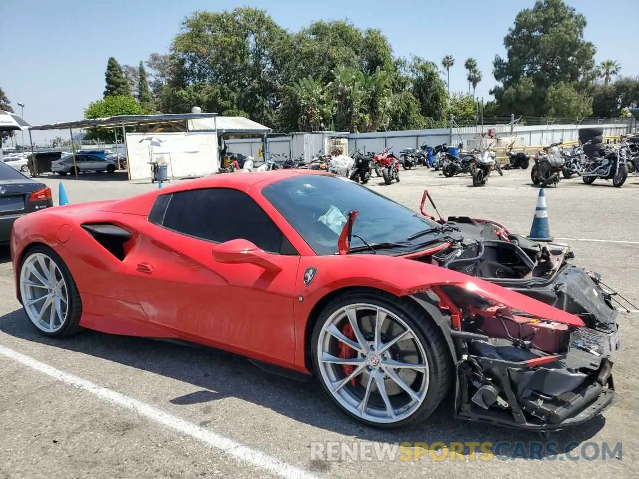 4 Фотография поврежденного автомобиля ZFF93LMA1N0271189 FERRARI ALL MODELS 2022