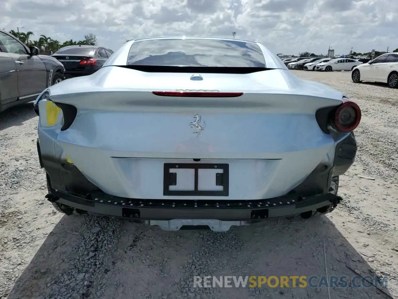 6 Photograph of a damaged car ZFF02RPA4P0298111 FERRARI ALL MODELS 2023