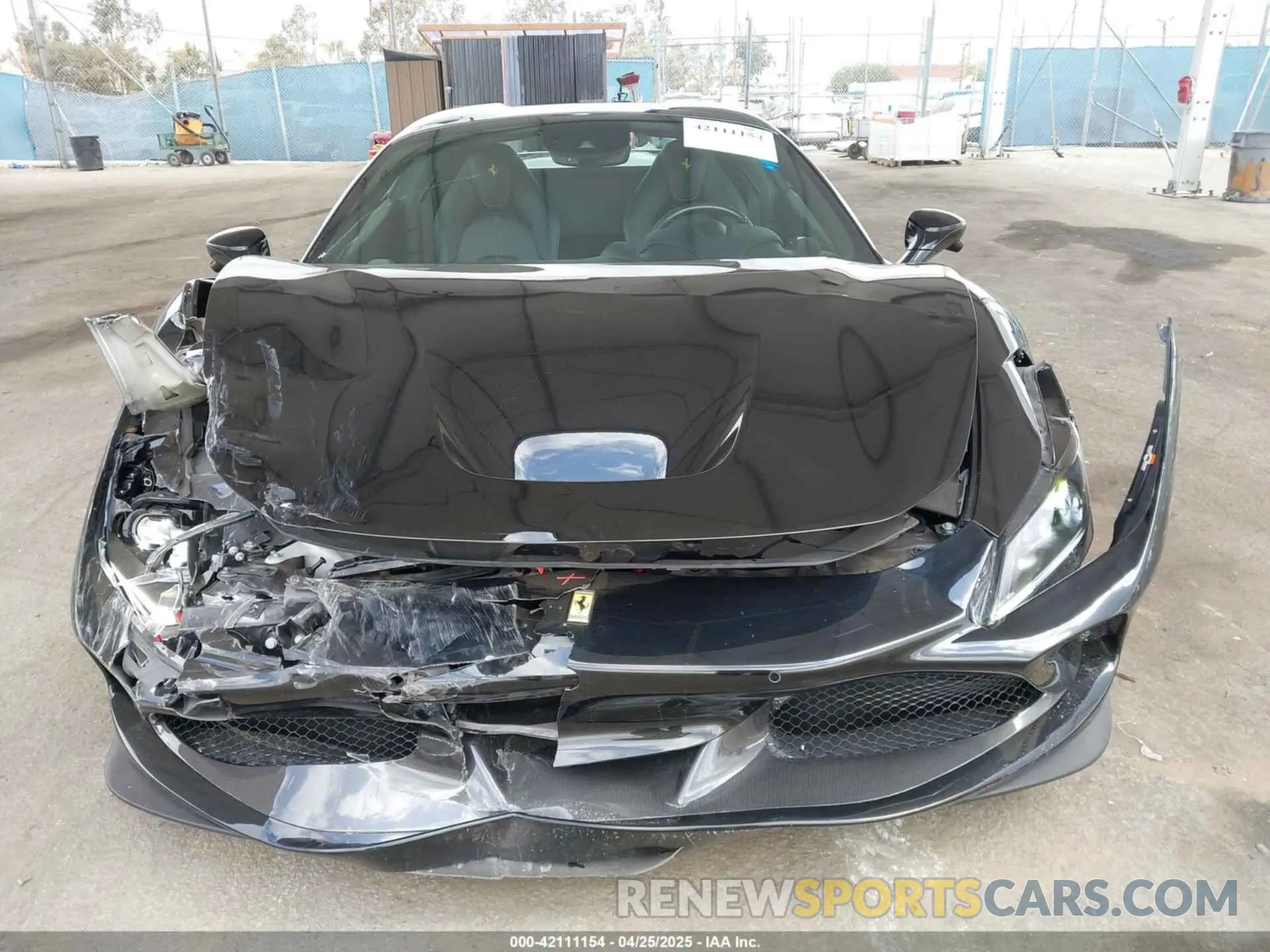 12 Photograph of a damaged car ZFF93LMA4N0277116 FERRARI F8 SPIDER 2022