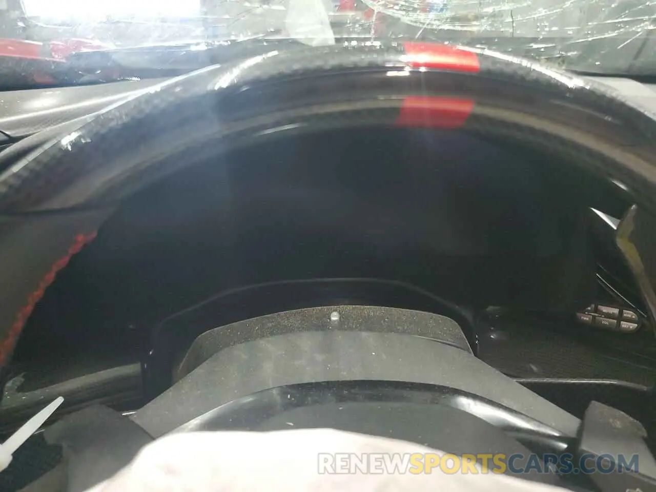 9 Photograph of a damaged car ZFF96NMA3R0300345 FERRARI SF 90 SPID 2024