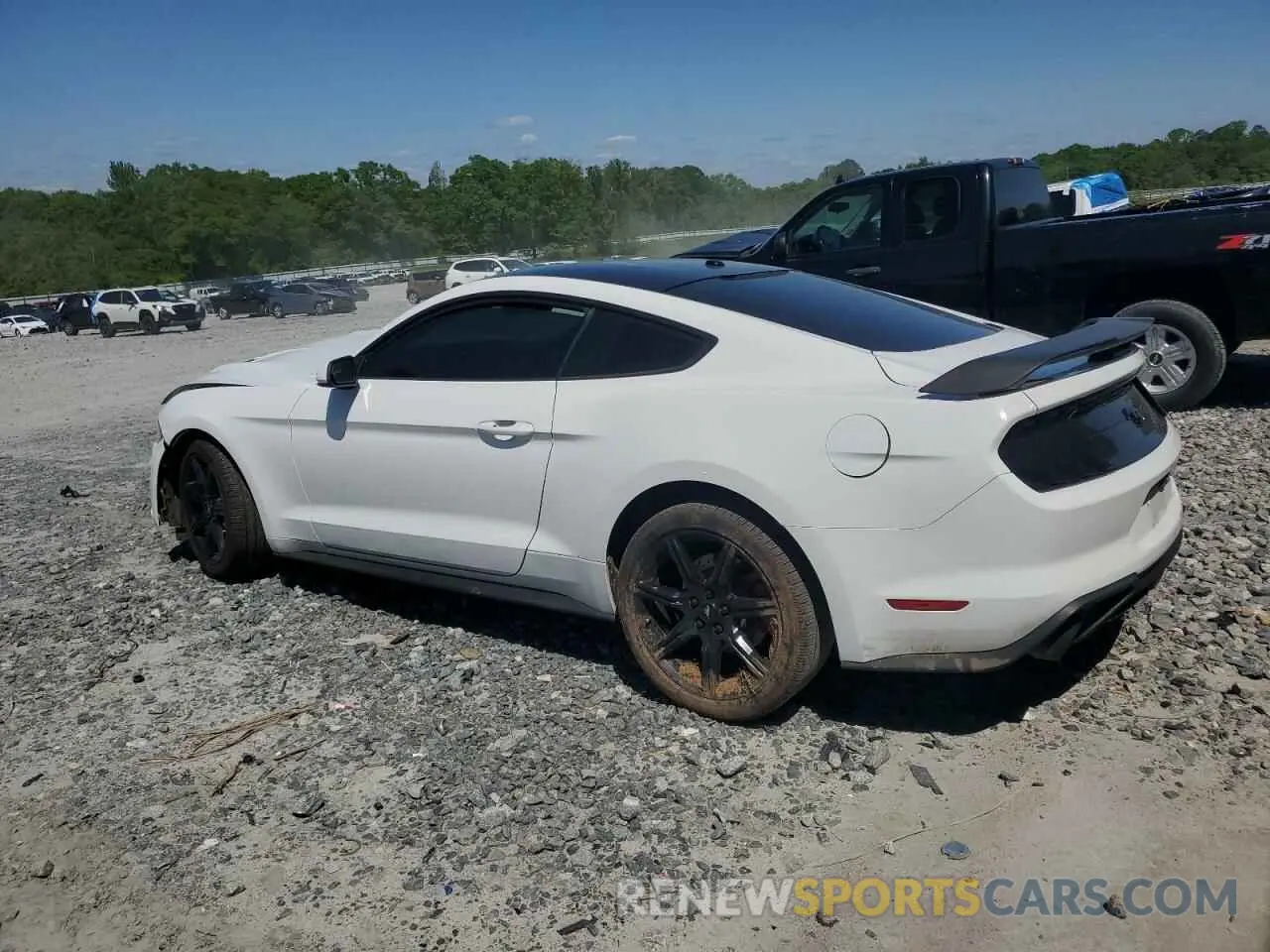 2 Фотография поврежденного автомобиля 1FA6P8TH1K5135831 FORD ALL Models 2019