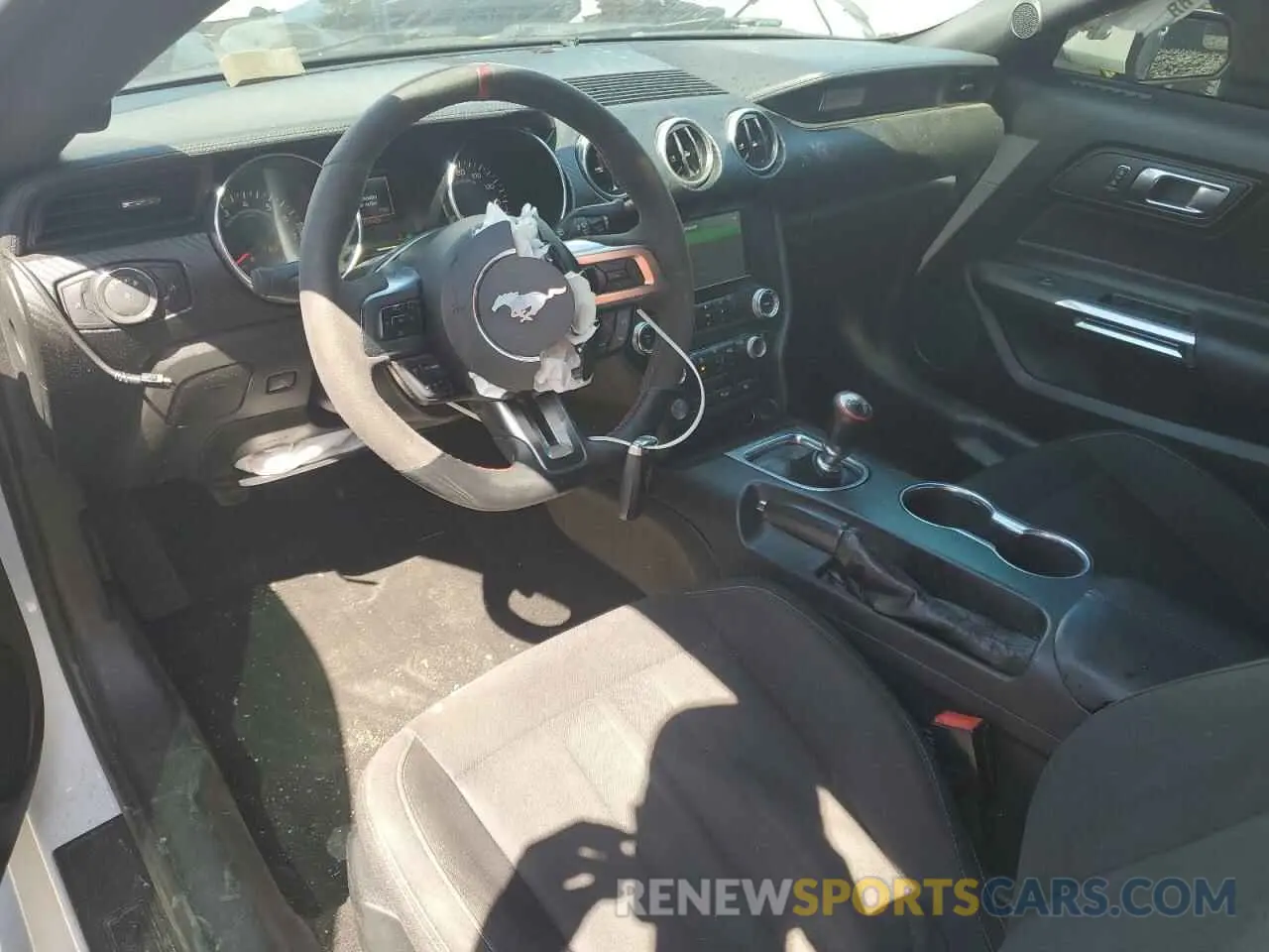 8 Фотография поврежденного автомобиля 1FA6P8TH1K5135831 FORD ALL Models 2019